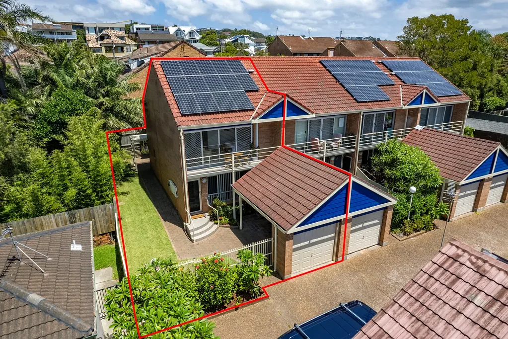 2/3 Robert Street, Merewether, NSW 2291