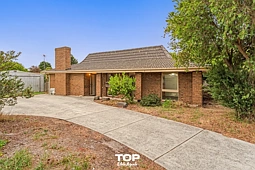 11 Kennedy Court, Cranbourne North
