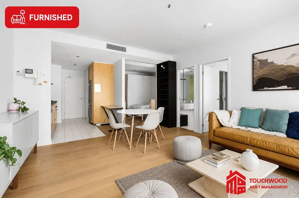 Stylish 2-Bedroom Apartment in QV1, Melbourne CBD (Virtual staging)