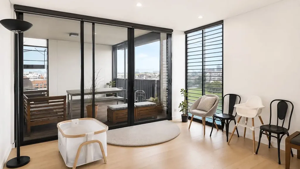 Luxury Two-Storey Penthouse with Spectacular City Views