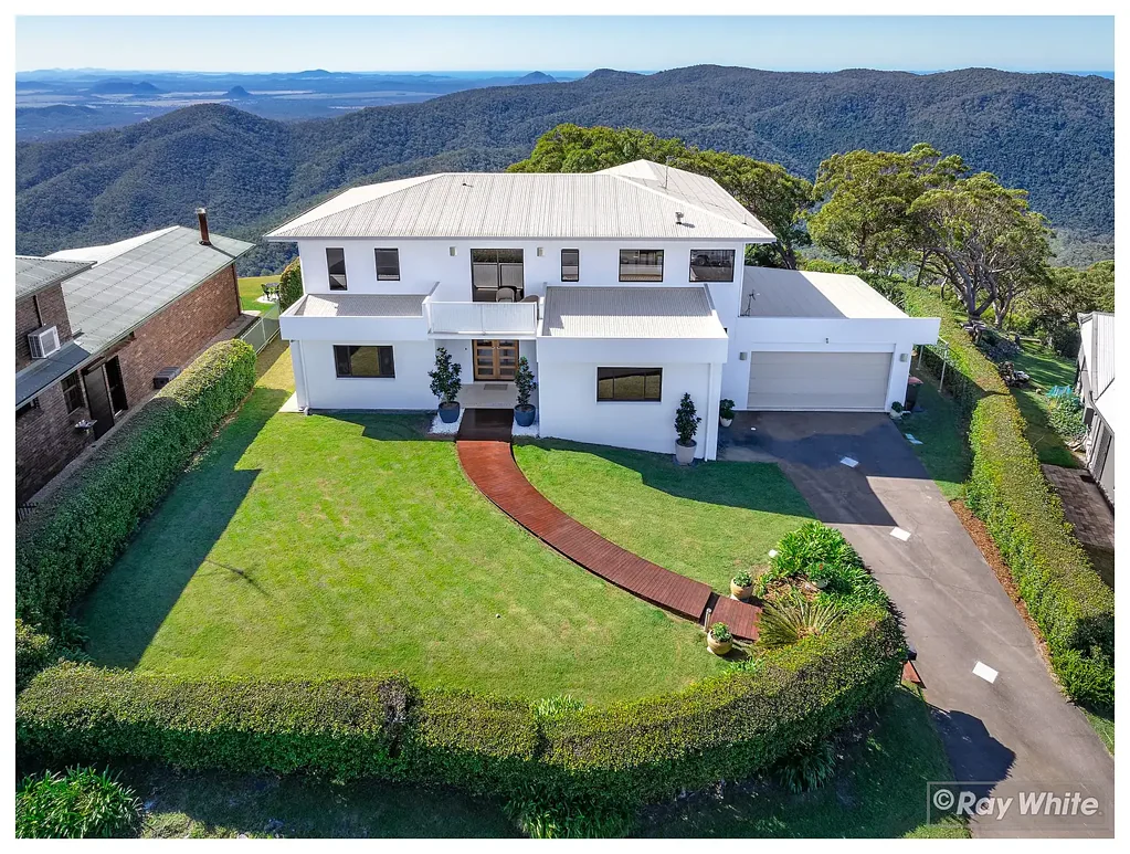 Mount Archer 5ਬੈੱਡਰੂਮ Premium Two Storey 5-Bedroom Home on Mount Archer with Breathtaking Views
