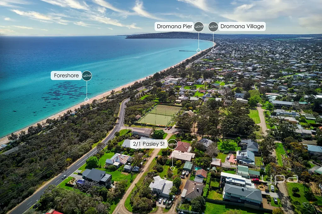 Dromana 200 METRES TO THE BEACH — PRIME LAND IN THE DRESS CIRCLE OF DROMANA