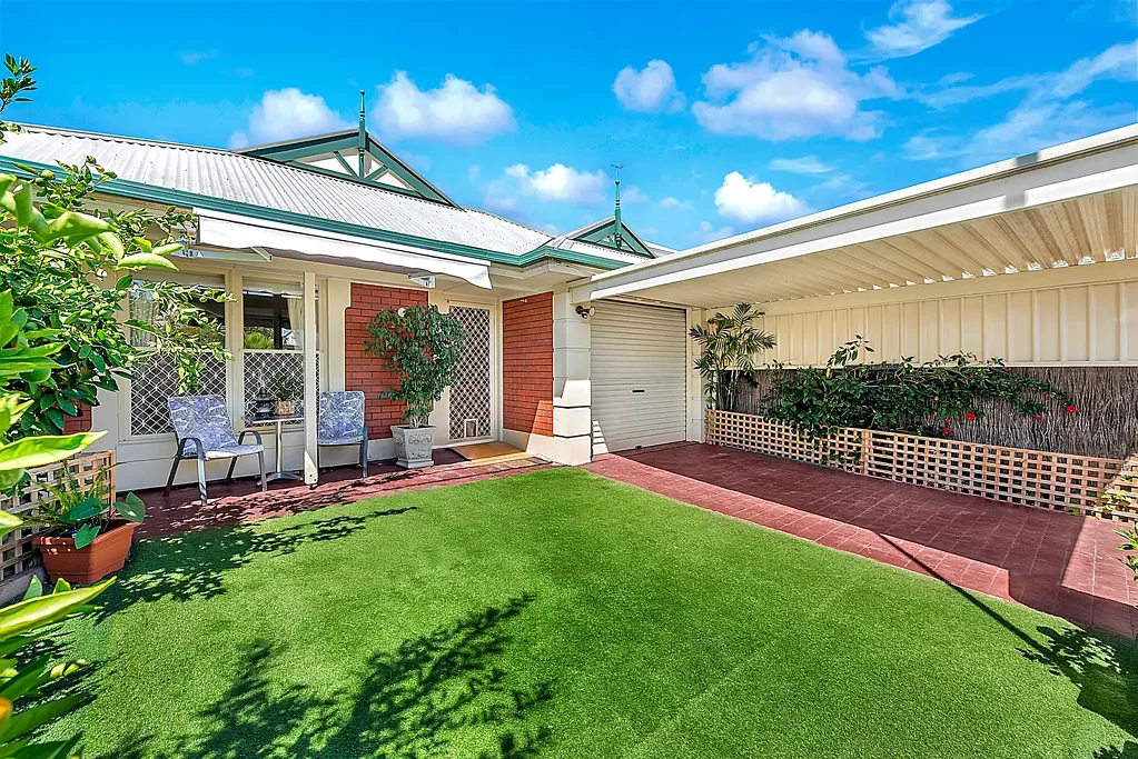 2/14A Cave Street, Semaphore, SA 5019