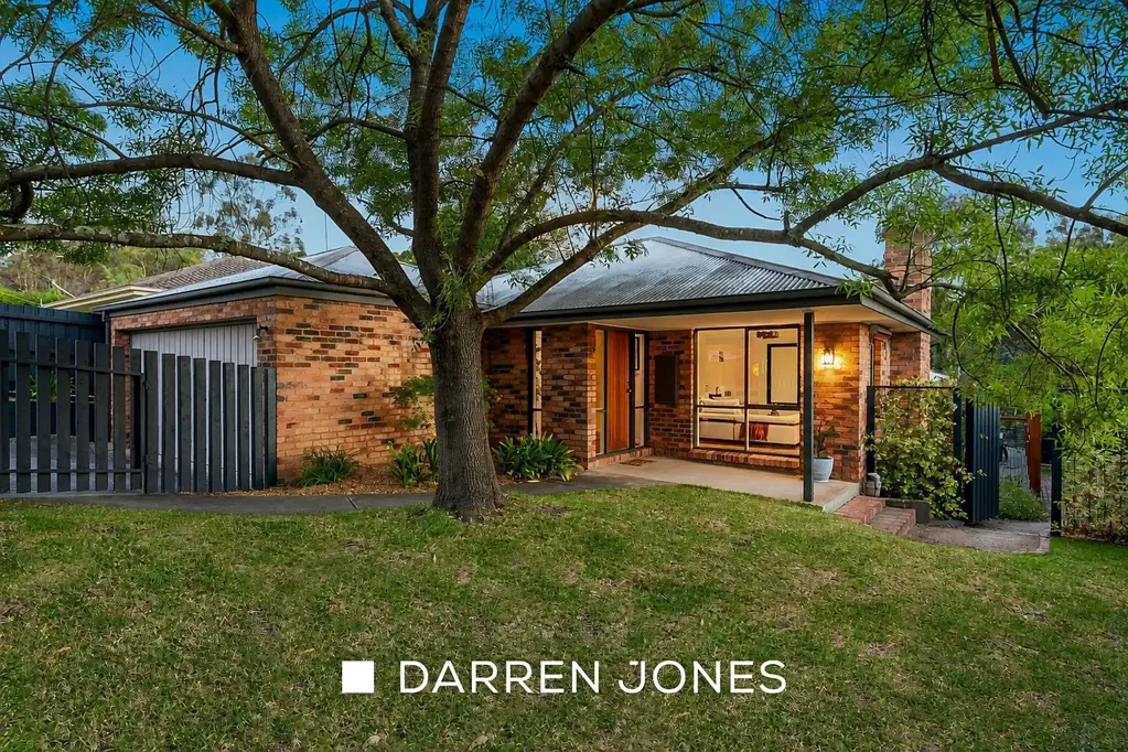 Easy Living in a Fantastic Location - Partly furnished