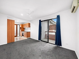 2/3 Delungra Street, Toowong