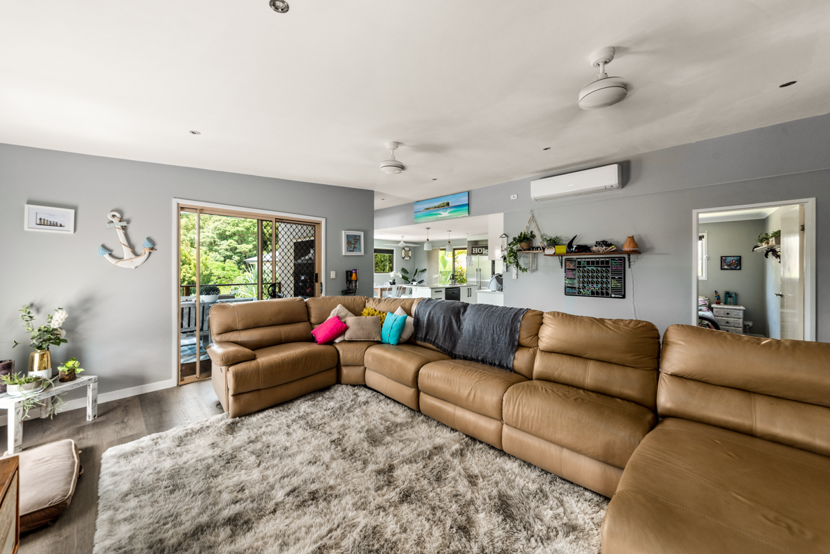 10 ERBACHER RD, NAMBOUR QLD 4560, 0 chambres, 0 salles de bain, House