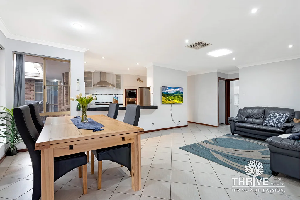6 Crago Road, Leeming, WA 6149
