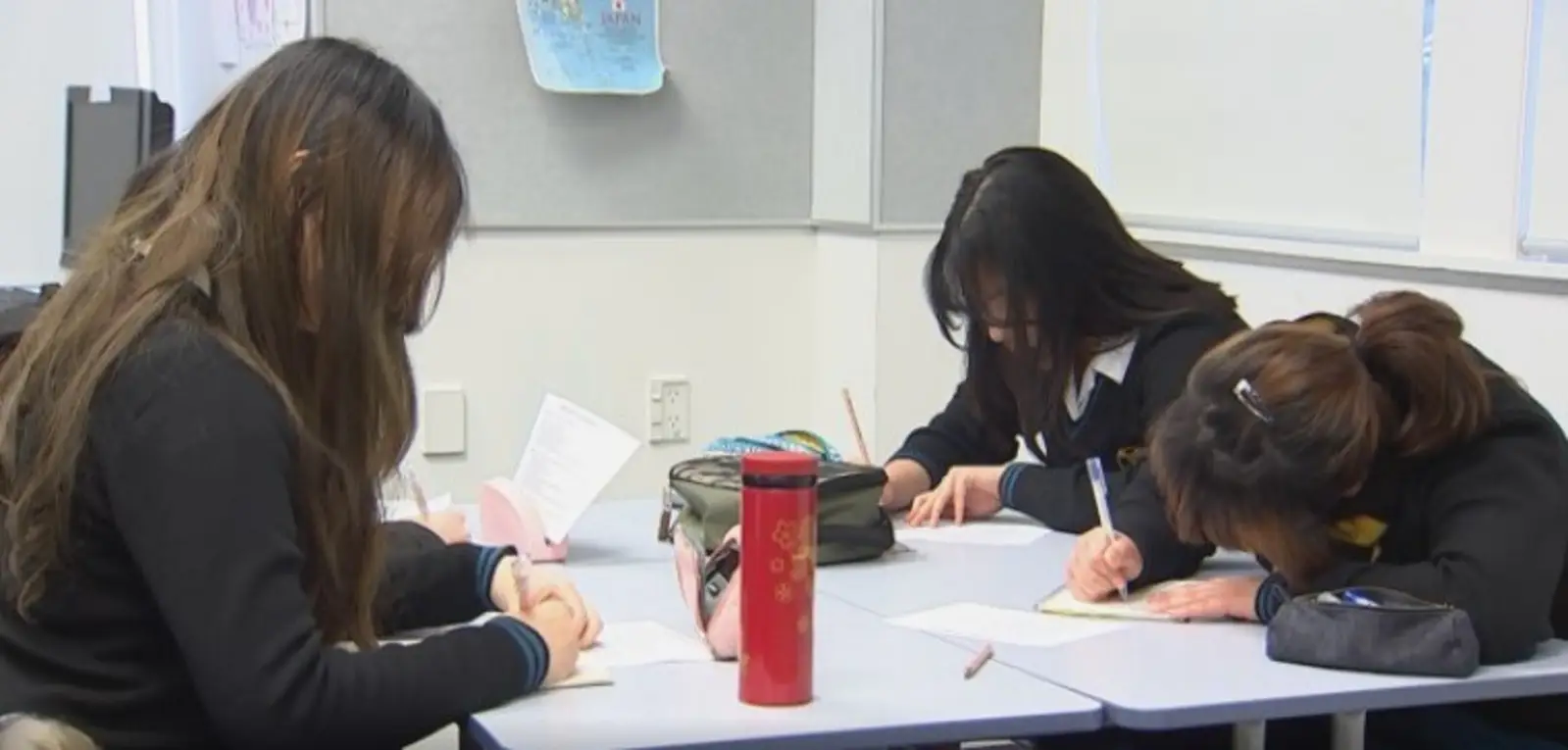 27所奥克兰学校准予开放！连老师都怕了，卫生部这波操作真的安全吗？