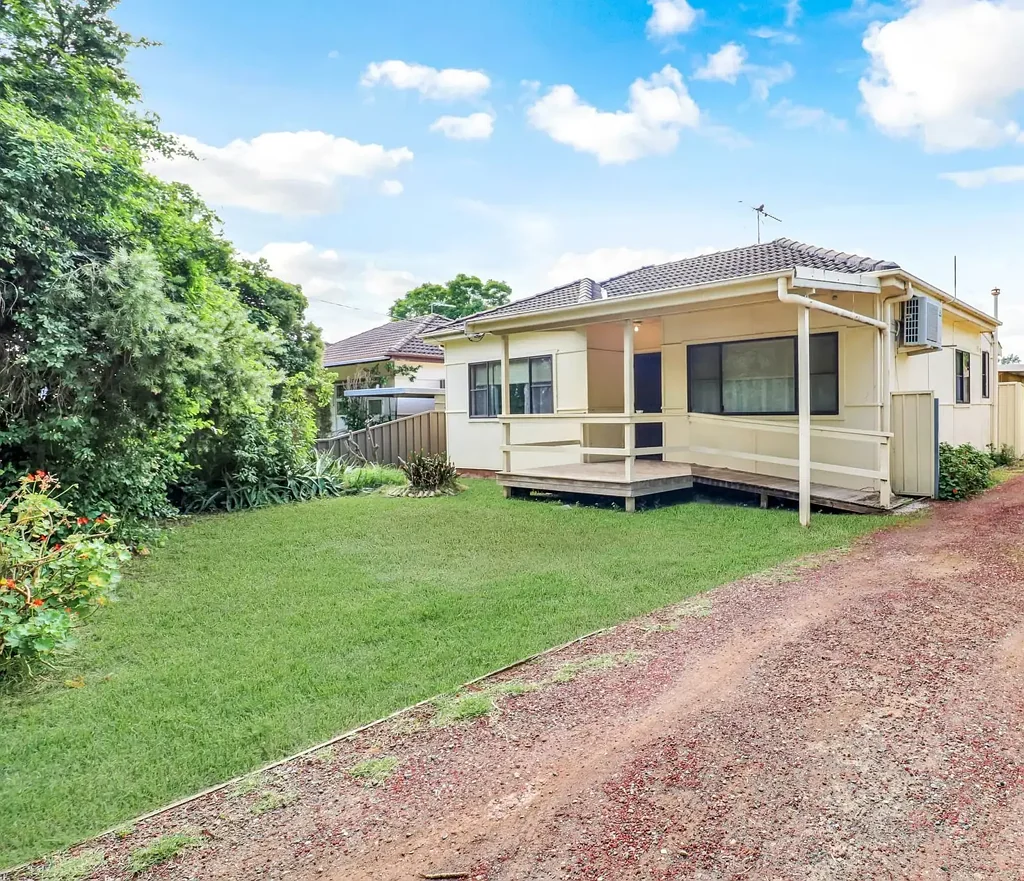 Family Home in Convenient Werrington Location!