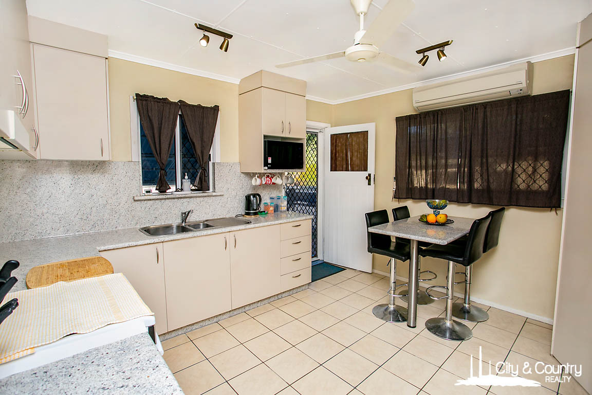 42 OPAL ST, HAPPY VALLEY QLD 4825, 0 rūma, 0 rūma horoi, House