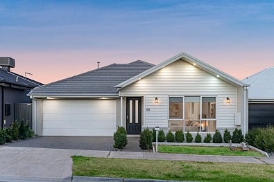 8 Astronomy Street, Greenvale, VIC 3059, 4房, 2浴, House