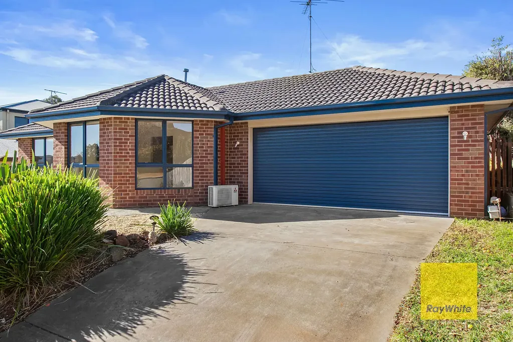 3 Muscat Place, Waurn Ponds, VIC 3216