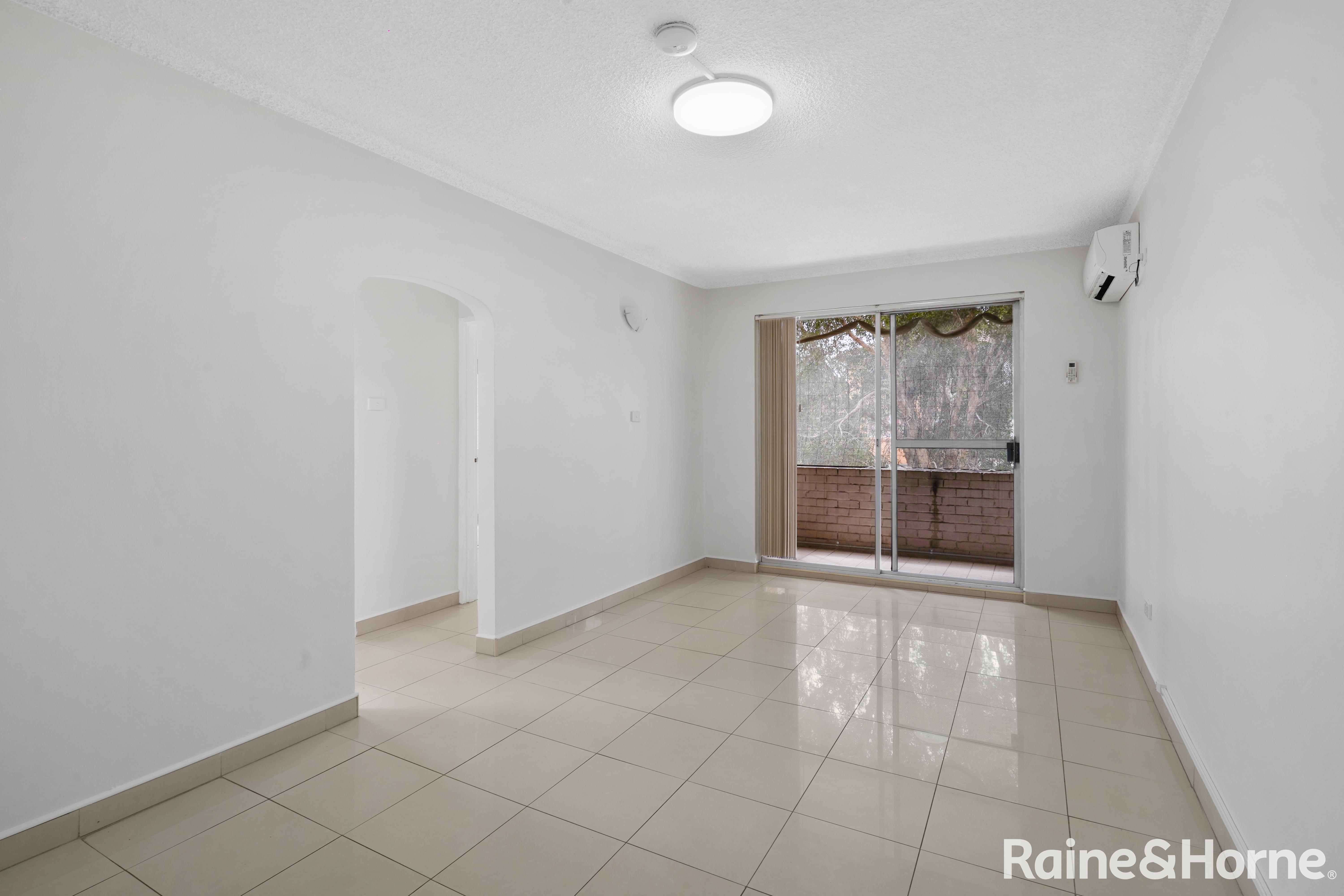 8 DRUMMOND ST, WARWICK FARM NSW 2170, 0 habitaciones, 0 baños, Unit