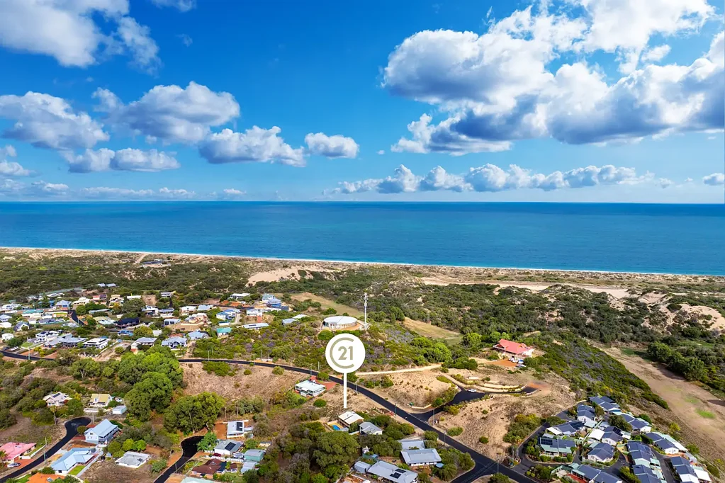 Preston Beach  Coastal Freedom Awaits – Build Your Dream by the Beach