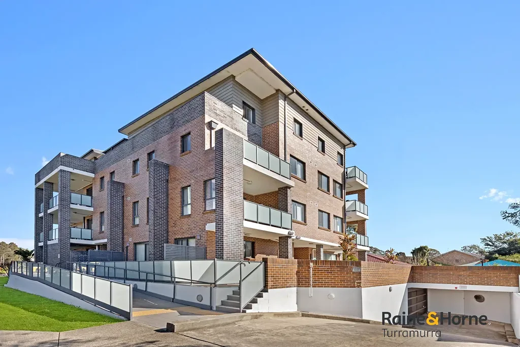 Liverpool 2બેડરૂમ Spacious Living with Private Balcony