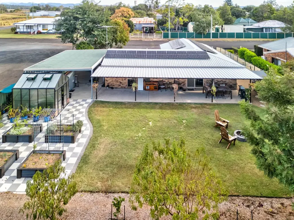 Forest Hill  Modern Comfort Meets Country Charm
