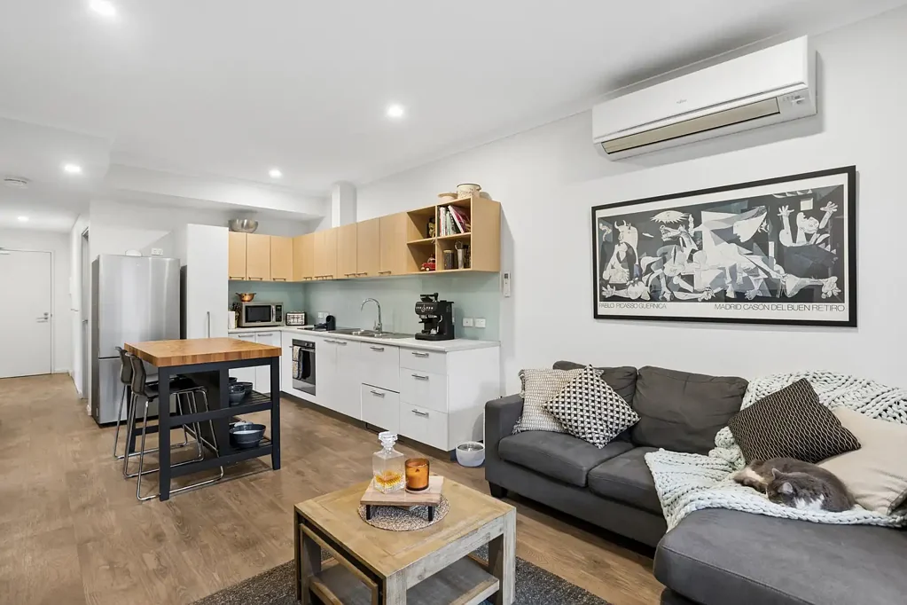 Woodville West 2 Slaapkamer Modern Ground Floor Living with Private Outdoor Space