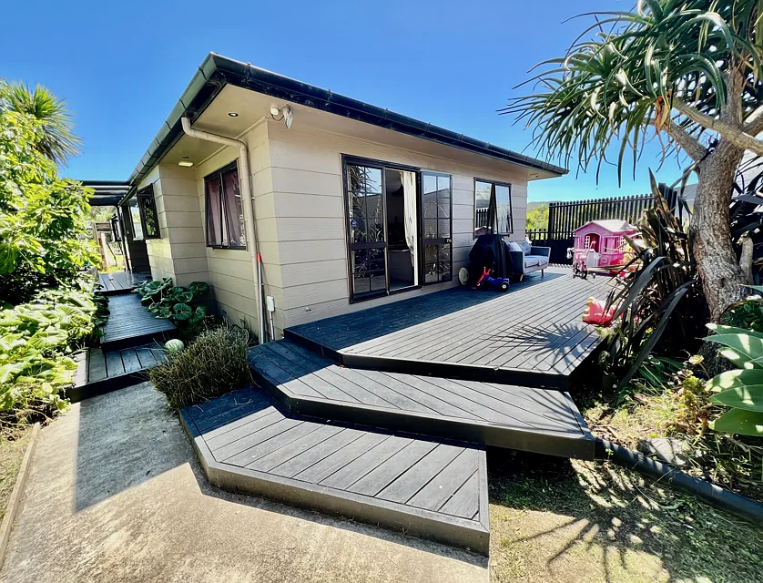 14 James street, Raglan, Waikato, 3房, 1浴, 整租独立别墅