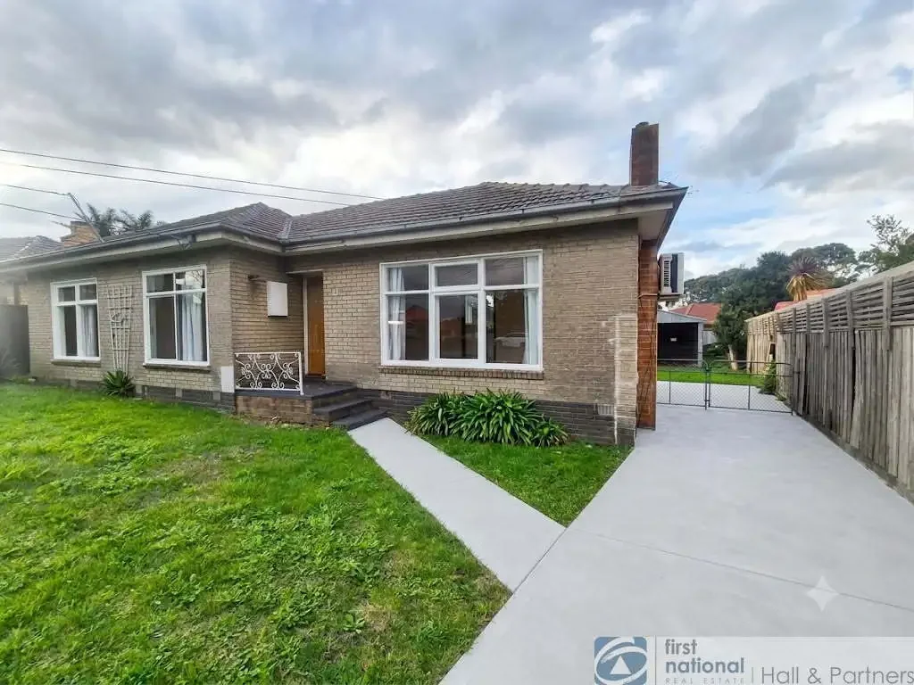 Spacious Family Home in Quiet Court Location