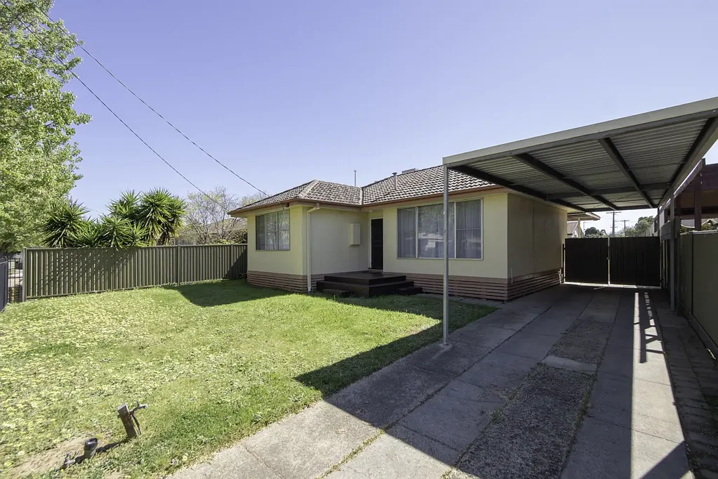 Shepparton 3침실 Character, Comfort & Effortless Living!!!