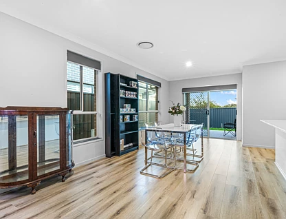 18 Lachlan Valley Way, North Kellyville, Central Tablelands, 4房, 2浴, House