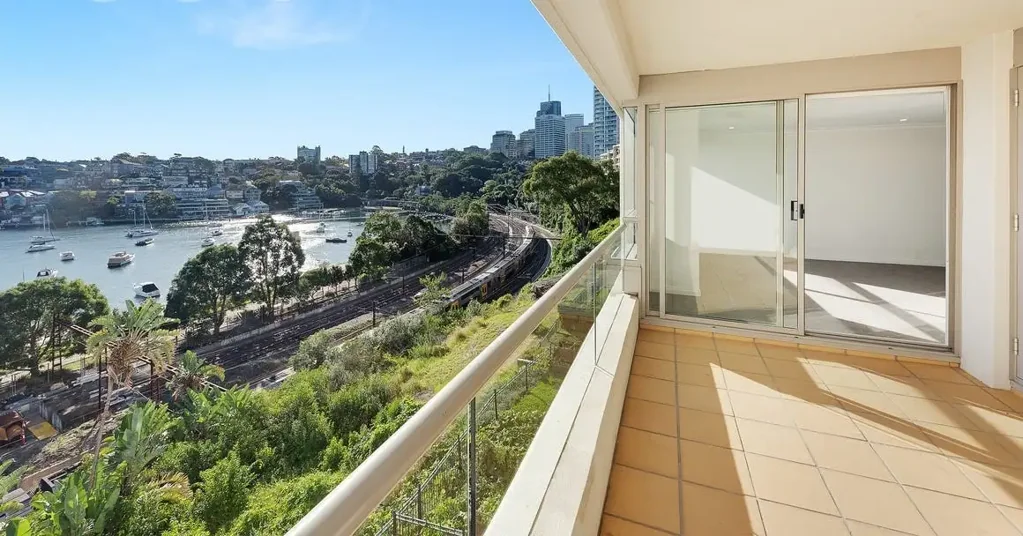 Waterfront Living with Spectacular Lavender Bay Views