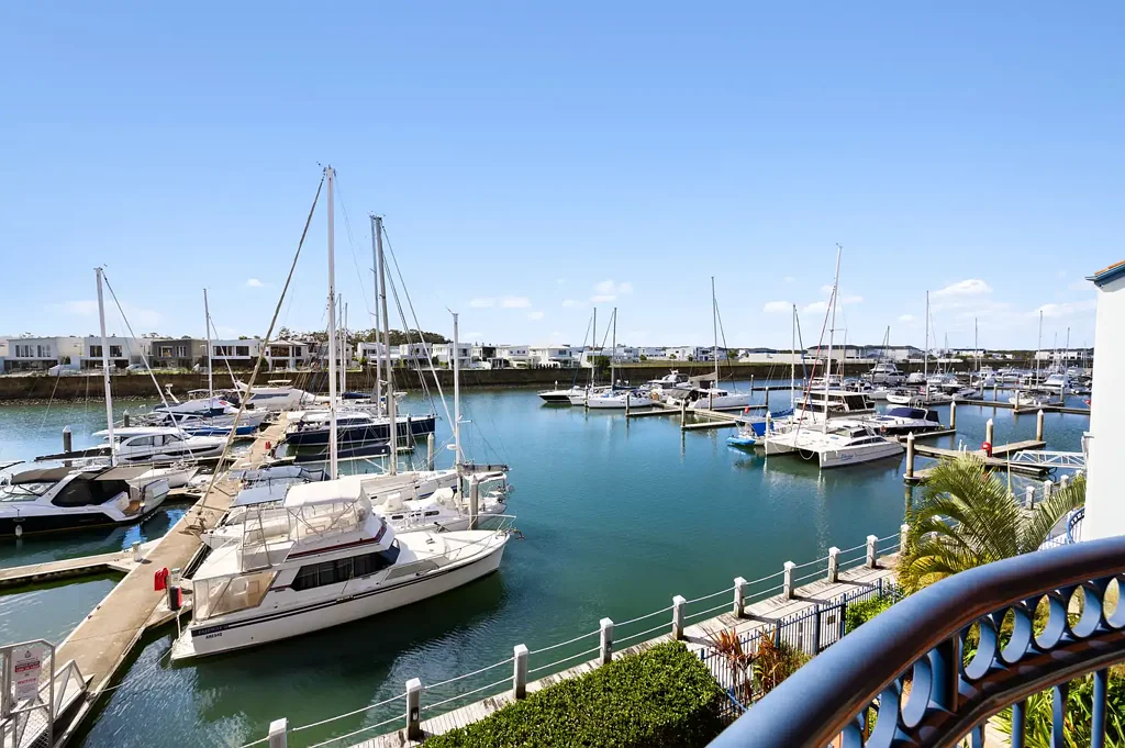 Hope Island 3房  NORTH FACING WATERFRONT LUXURY - BRIDGE FREE BROADWATER ACCESS