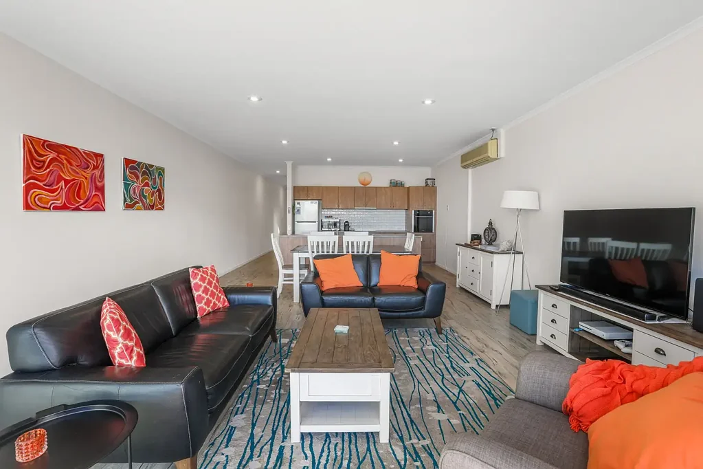 Apollo Bay 2બેડરૂમ VIP SEATS TO YOUR PERMANENT PANORAMIC VIEWS