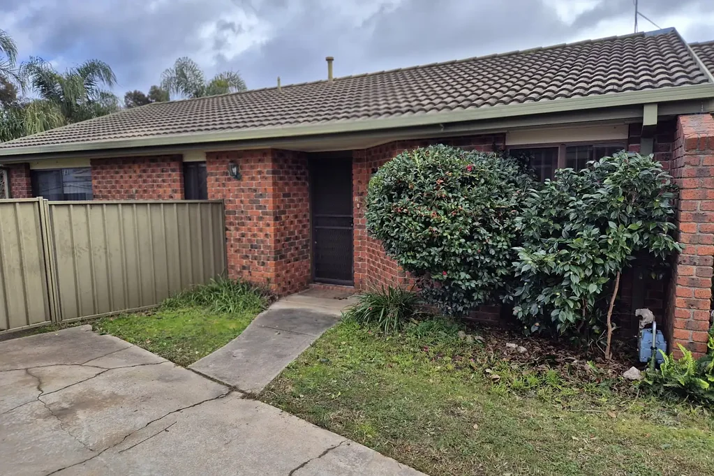 Spacious 2-Bedroom Unit with Large Yard