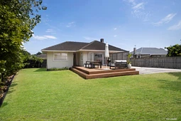 73 Raglan Street, Mangere East