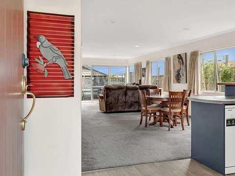 Owhata 3房  True Gated Community Living!
