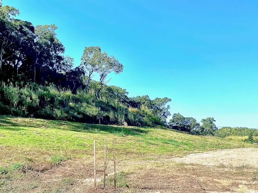 Palm Cove 556m2 vacant land at Paradise Point, Palm Cove.