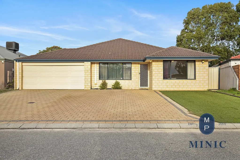 7 Mudlark Close, Langford, WA 6147