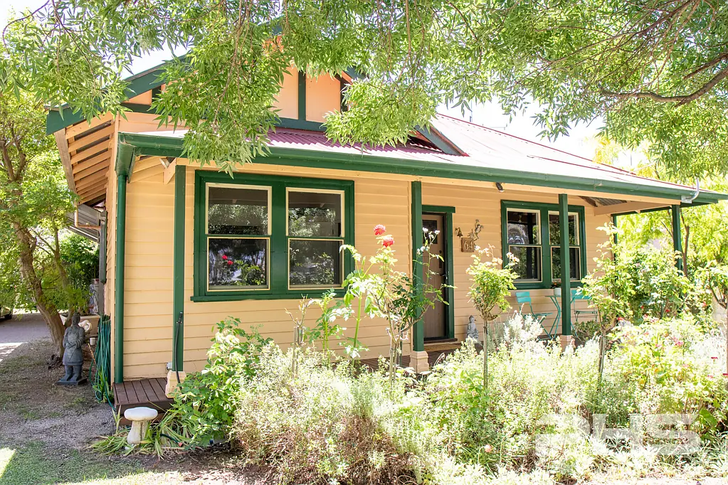 64 Albert Street, Kerang, VIC 3579