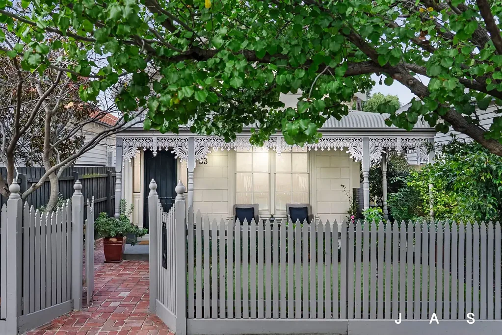 Yarraville 3ਬੈੱਡਰੂਮ Renovated For Relaxed Contemporary Living, Positioned For A Dream Inner West Lifestyle