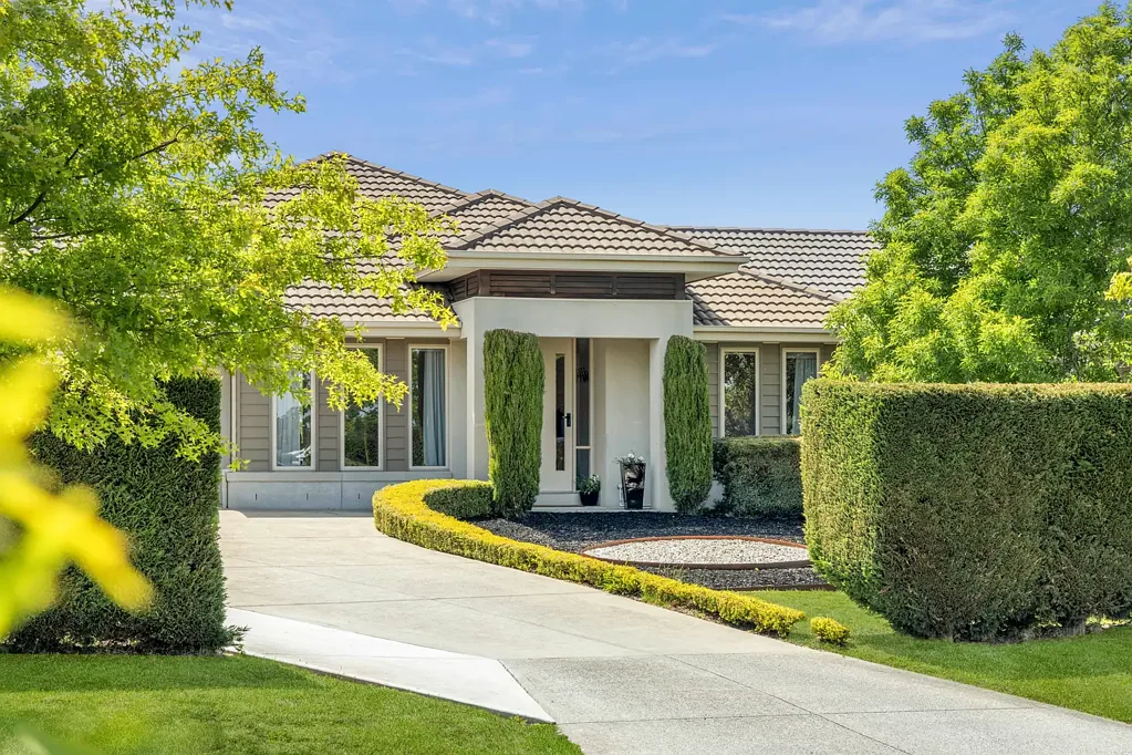 Kyneton 5房  Lifestyle, Location and 1882sqm of Family Space