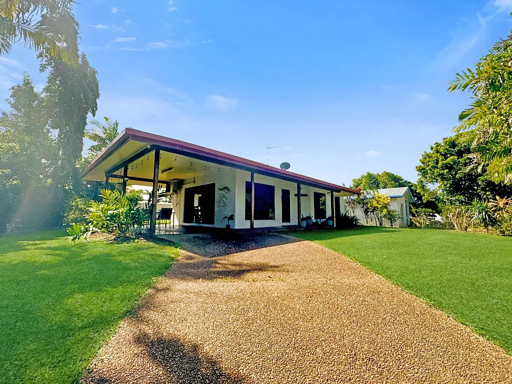 🏡 Spacious Furnished Home Close to Beach, Shops & Everyday Convenience – 4 Kent Close, Wongaling Beach