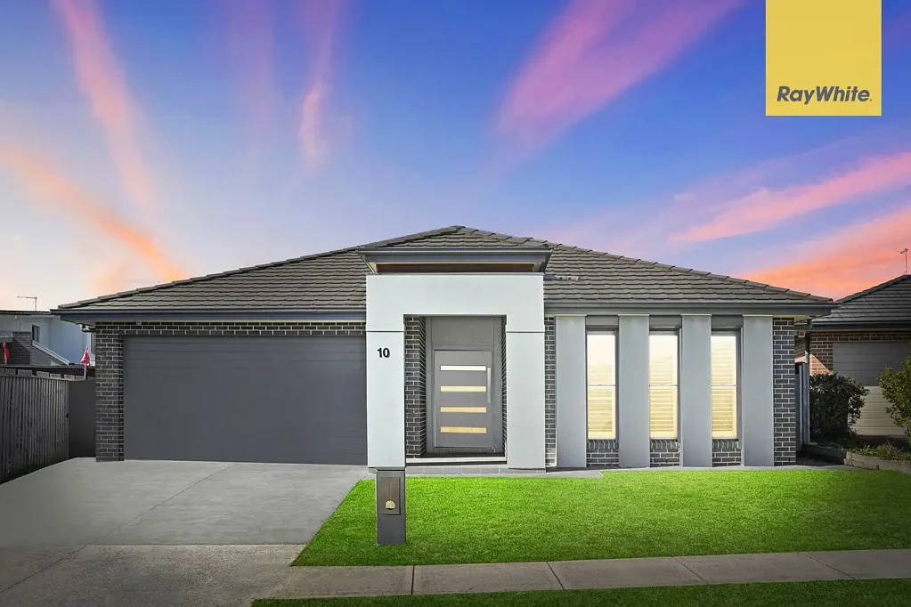 10 Chanticleer Street, Colebee, NSW 2761