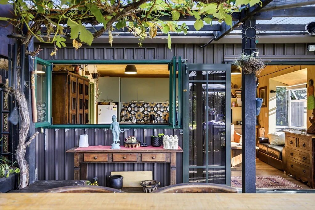 Turangi 1ห้องนอน Rustic riverside retreat