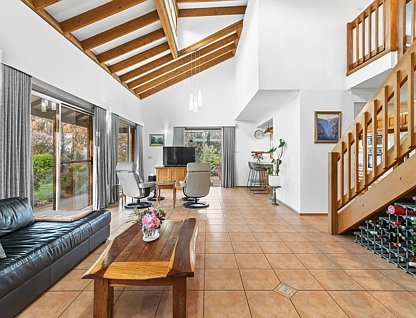 15-17 Gladstone Street, Wentworth Falls, Blue Mountains - Region, 5 Kuwarto, 2 Banyo, House