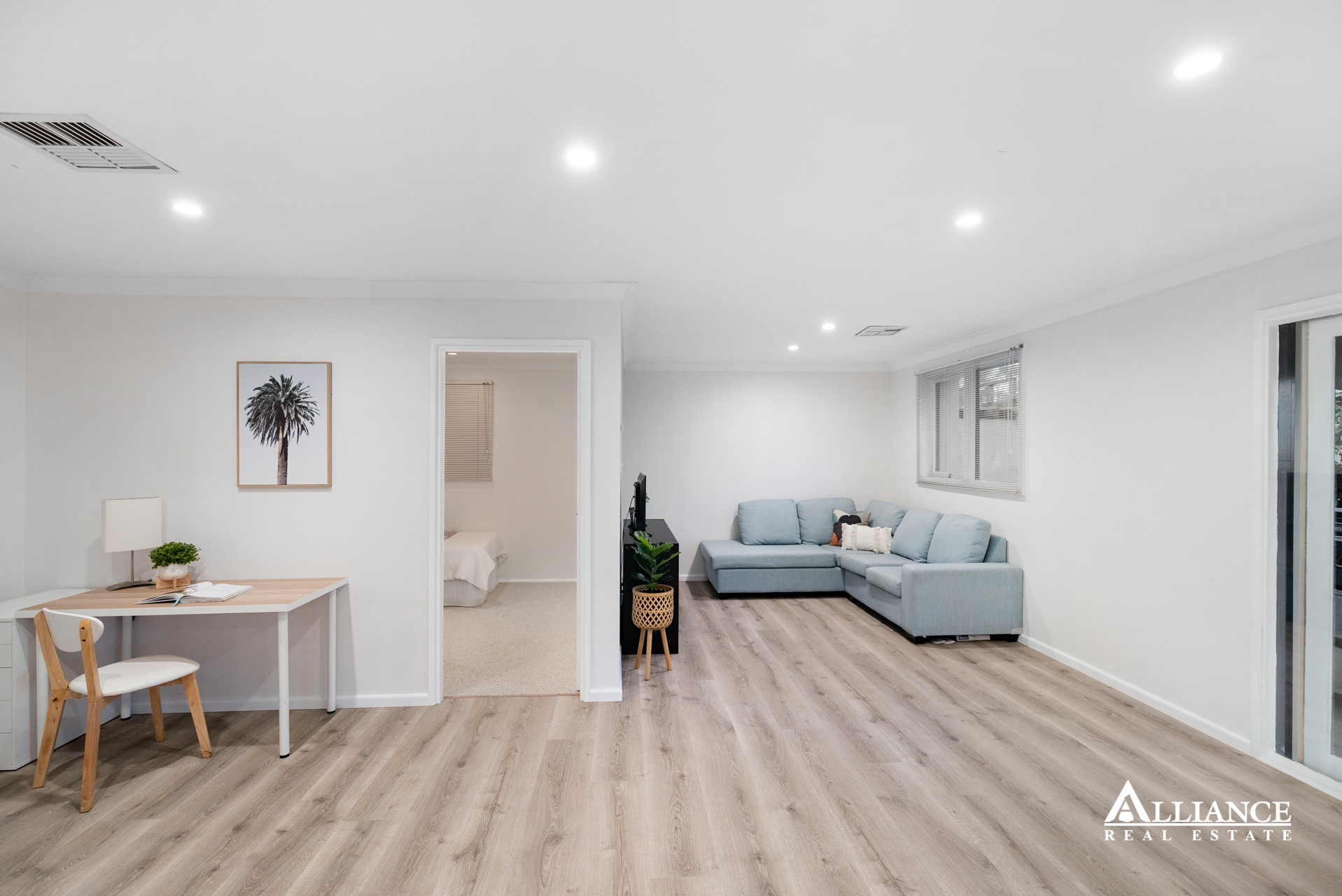 130 KENNEDY ST, PICNIC POINT NSW 2213, 0房, 0浴, House