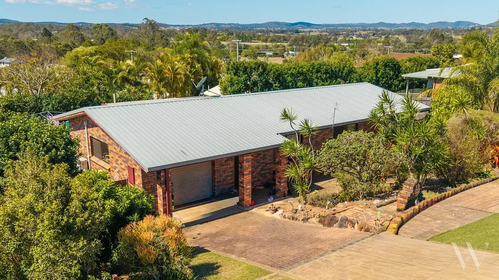 Gympie 3બેડરૂમ COMFORTABLE BRICK HOME WITH SPACE, CONVENIENCE & POTENTIAL