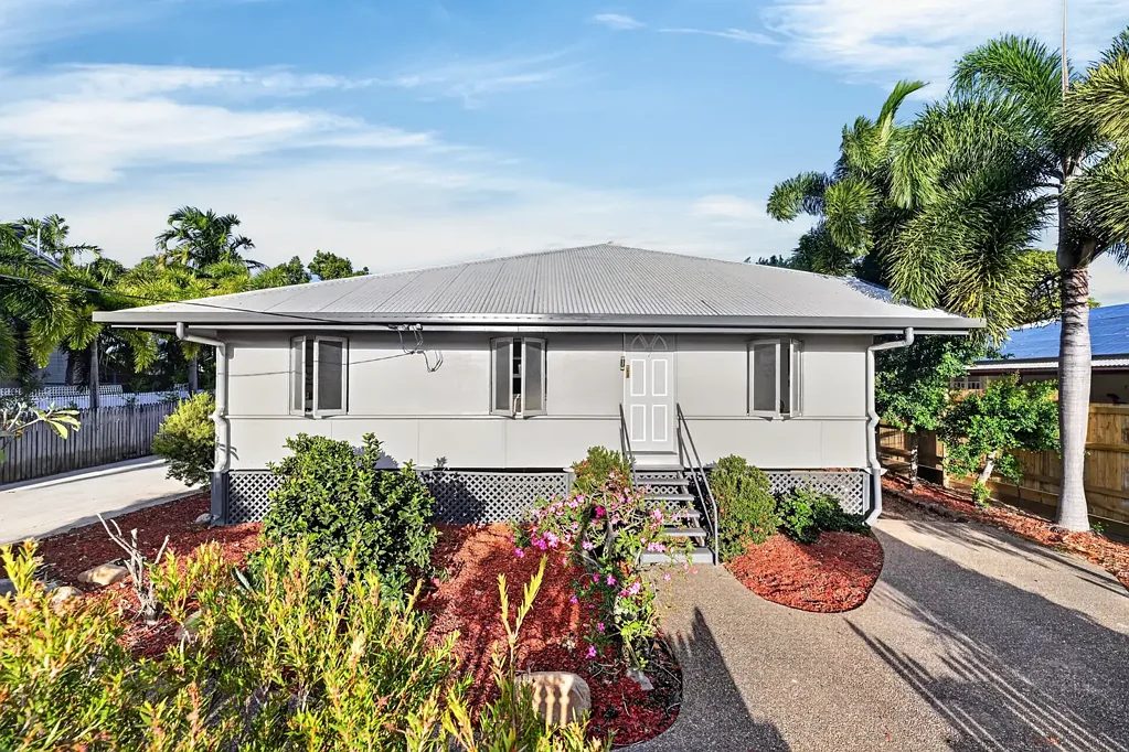 South Townsville 4ห้องนอน Character + space = a South Townsville lifestyle with room to grow