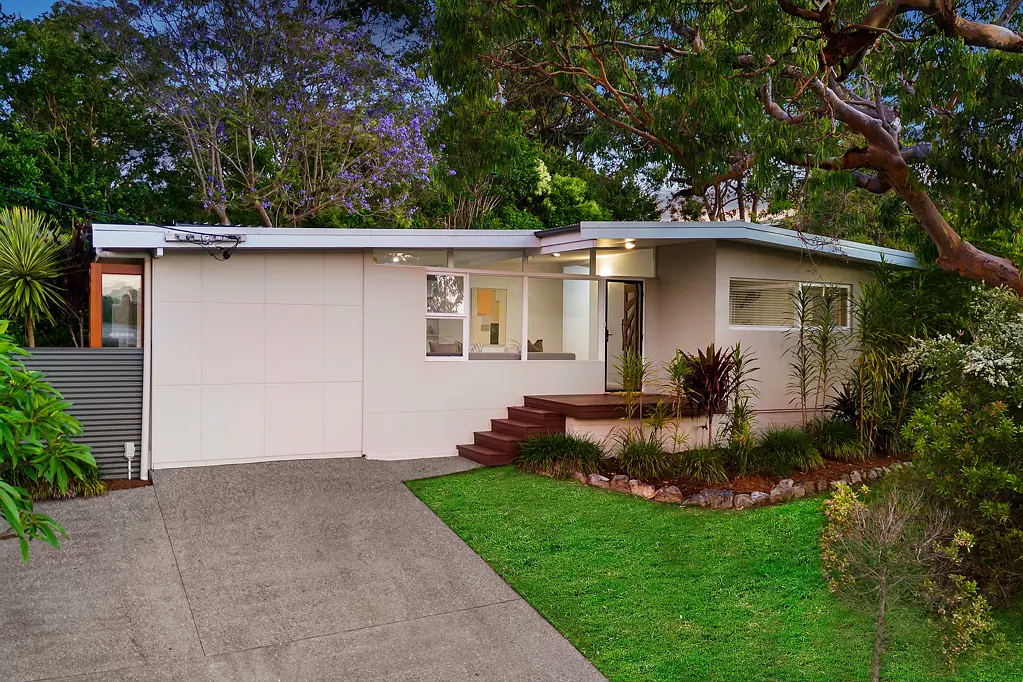 131 Laurie Street, Kotara South, NSW 2289