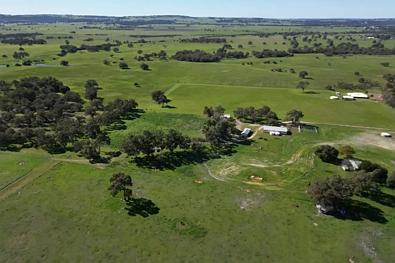 Muckenburra 4房  Prime Location. Exceptional Opportunity.