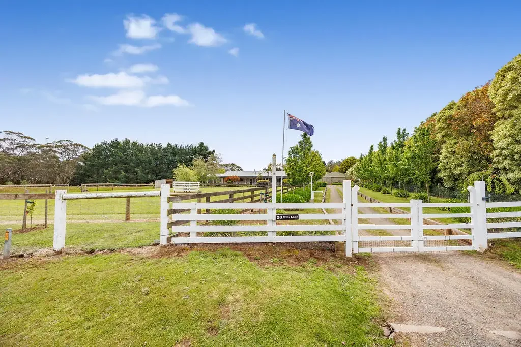 Gordon 4Kwarto A fantastic Lifestyle property, set on 16+ wonderful acres.