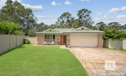 22 Pinehurst Way, Blue Haven