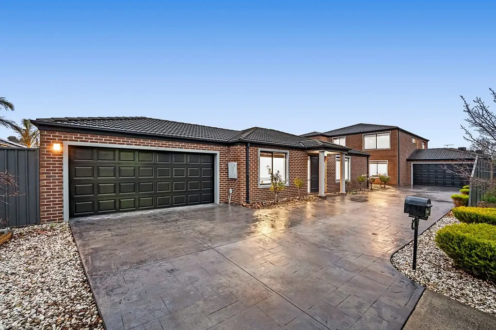 Hillside 6ਬੈੱਡਰੂਮ Two Homes In One, on 1,000sqm.