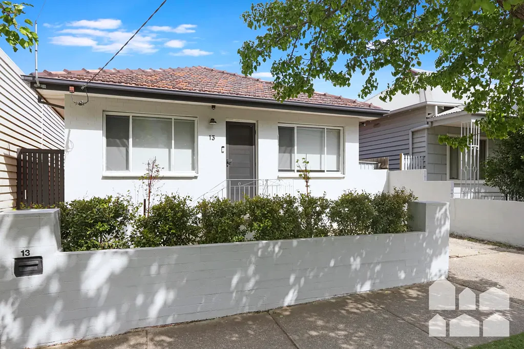 13 Walter Street, Seddon, VIC 3011