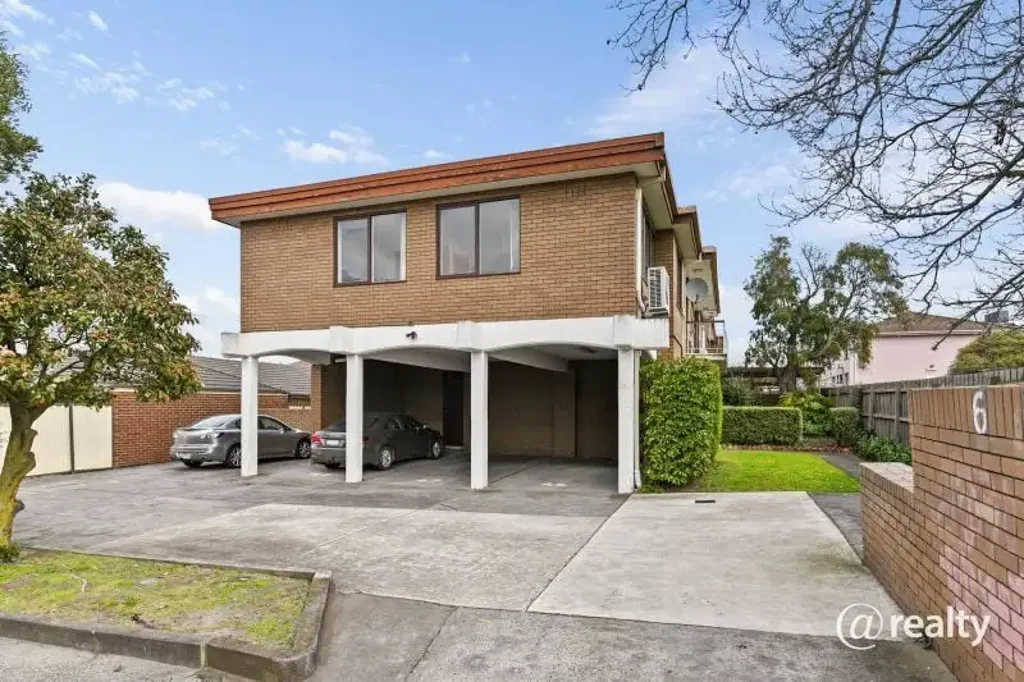 Dandenong 2ห้องนอน 2BR Apartment in Dandenong's Heart
Entrance from 6 McFarlane Cr, Dandenong